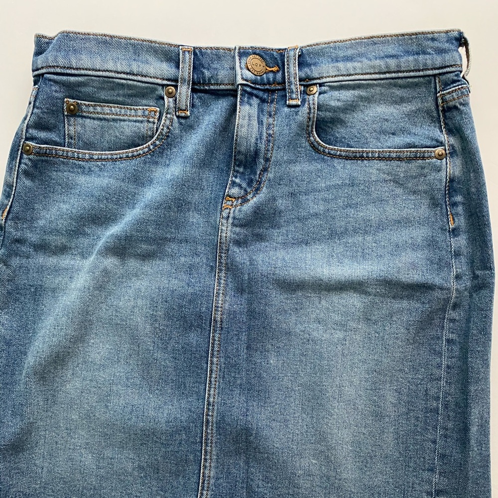 LOFT Denim Skirt Size 2